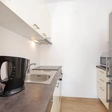 4 Laura By Interhome Daire *