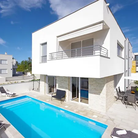 4 Laura By Interhome Daire