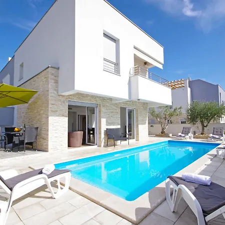 Daire 4 Laura By Interhome