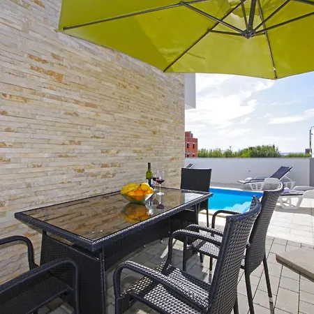 4 Laura By Interhome Privlaka (Zadar)