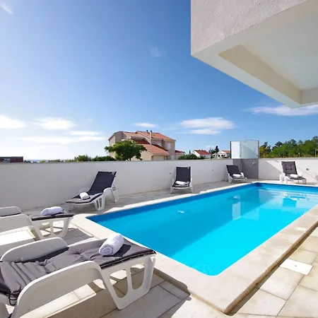 4 Laura By Interhome Daire *