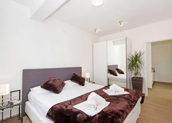 4 Laura By Interhome Lägenhet