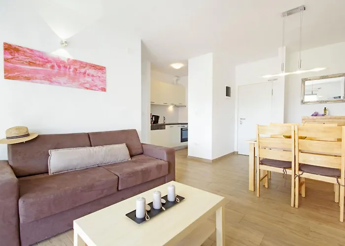 4 Laura By Interhome *