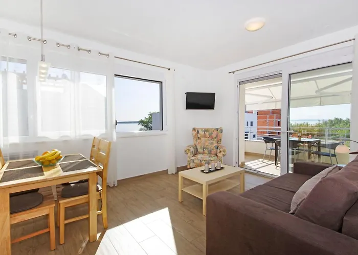 4 Laura By Interhome Apartman Privlaka