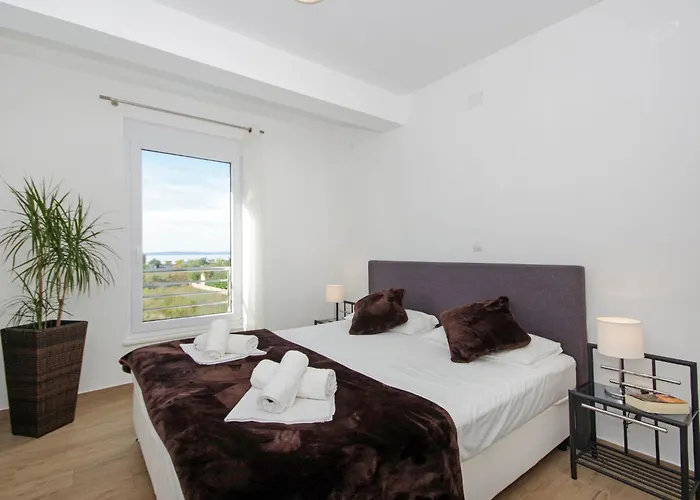 4 Laura By Interhome *