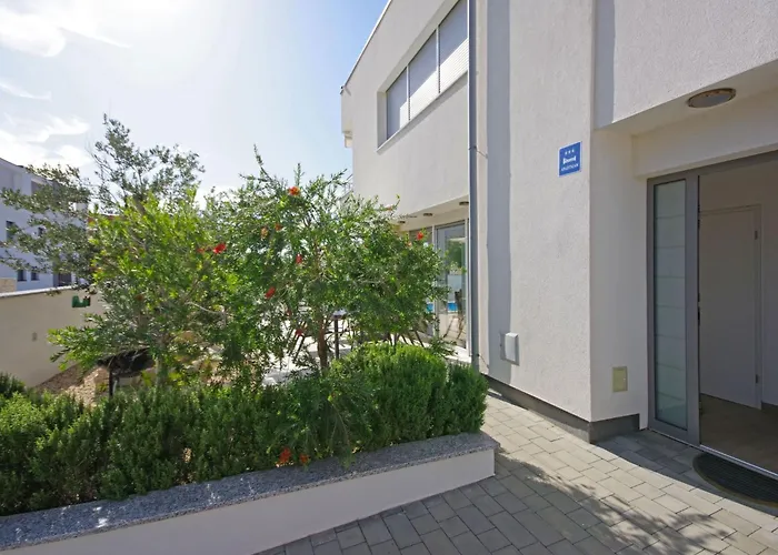 Apartman 4 Laura By Interhome Privlaka