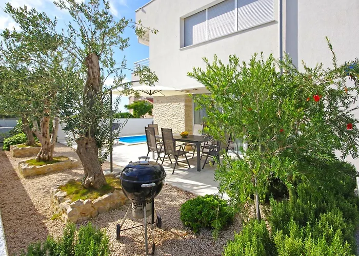 4 Laura By Interhome Apartman *