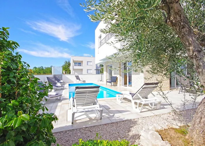 4 Laura By Interhome Apartman