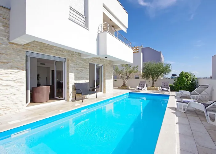 4 Laura By Interhome